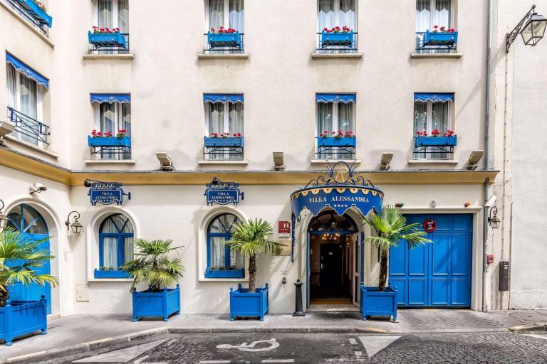 Villa Alessandra Hotel in Courbevoie
