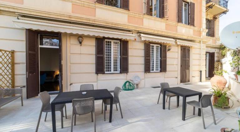 Domus Aurea B&B and Suites in Vittoria