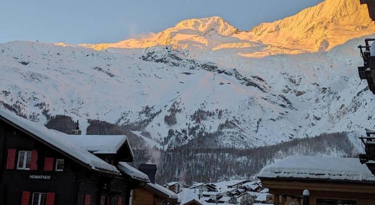 Holiday apartment | Next to the ski | Dogs allowed in Saas Grund