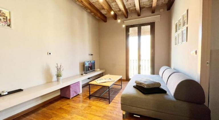 Fully equipped apartment with terrace | Next to Casa Milà | Pet-friendly — photo 2