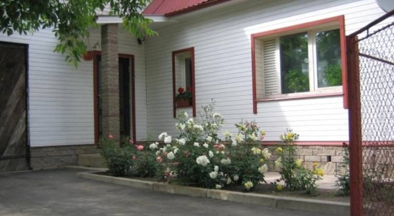 Liiva Guest Accommodation, free parking in Tartu
