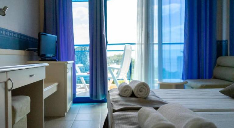 Aphrodite Hotel — photo 2
