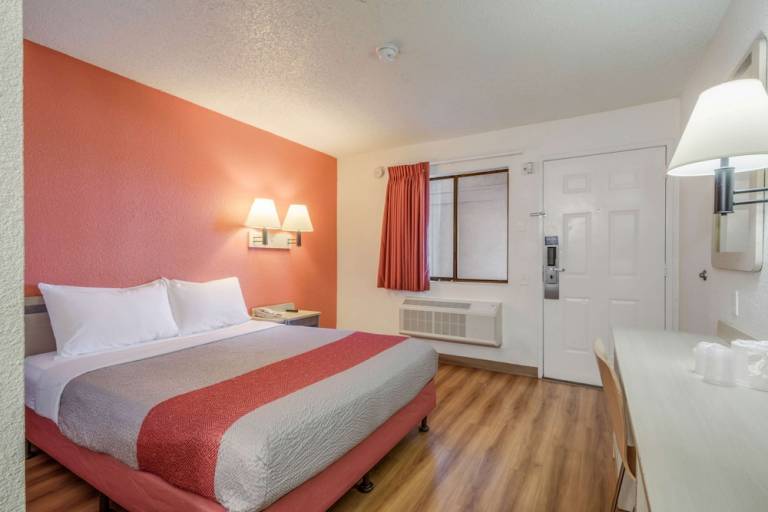 Motel  Fairfield