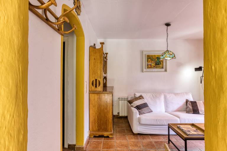 Holiday Home "Casa en urb Cala Montgó" with Private Terrace & Wi-Fi — photo 5