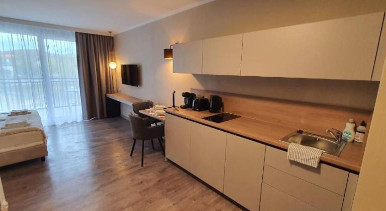 Rental apartment with pool — photo 4