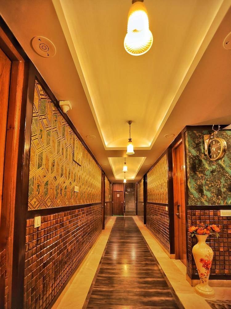 The Montreal Srinagar - A Unit of Montreal Group — photo 5