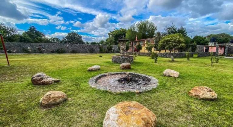 Vacation home with garden in Huasca de Ocampo