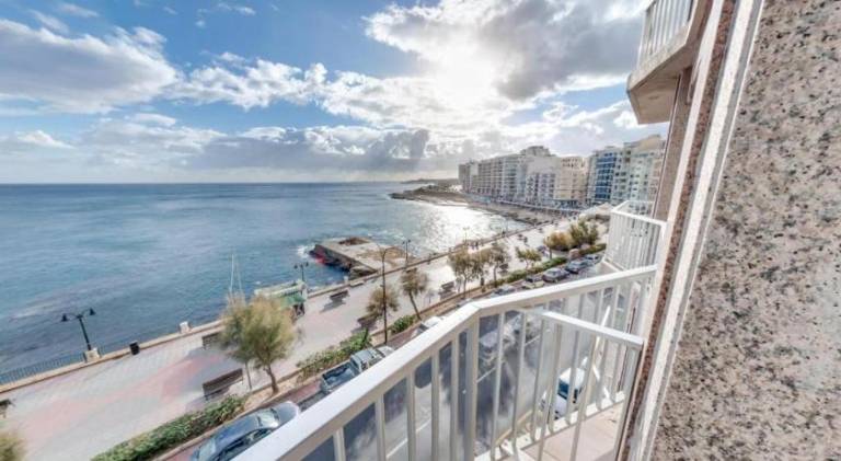 Holiday apartment with 2 rooms for 6 persons in St. Julian's