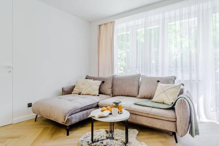 Family-friendly apartment with fast internet | Close to Palace of Culture and Science | Pets are welcome — photo 2