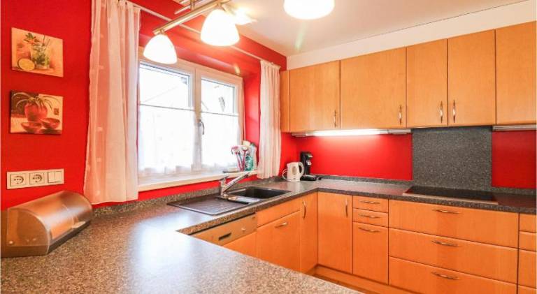 Holiday apartment with 2 rooms for 5 persons — photo 5