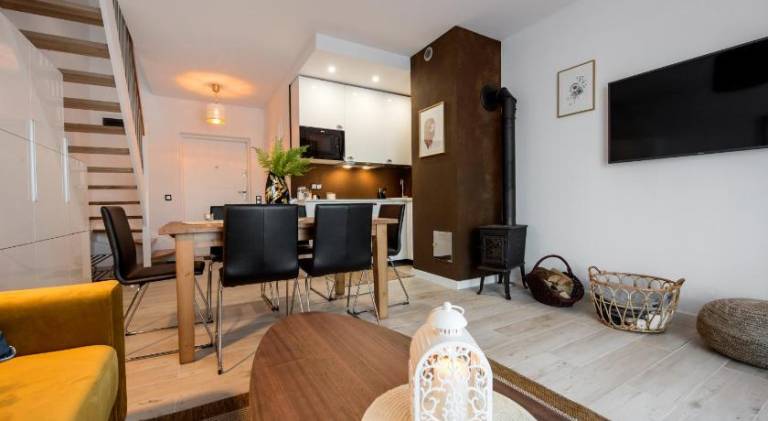 Rental apartment with sauna, patio & hot tub | Pets allowed — photo 2