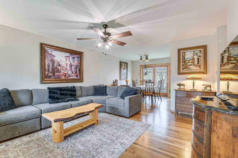 House Hoffman Estates