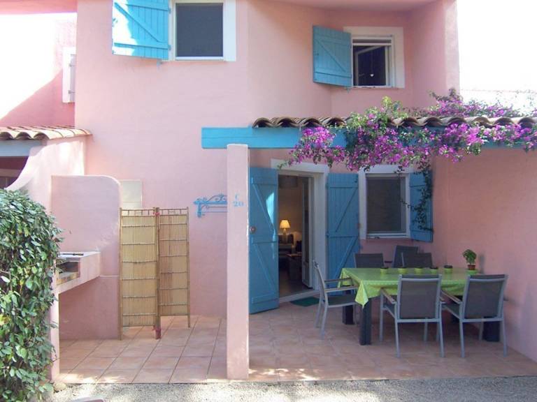 Mini-villa 3 250m from beach, 2 bedrooms, air conditioning, private parking — photo 5