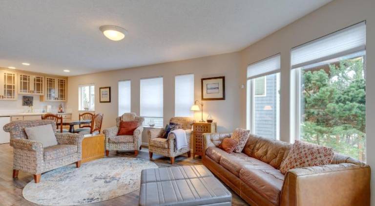Beautiful vacation home | Beach nearby | Pets are welcome in Tillamook, OR