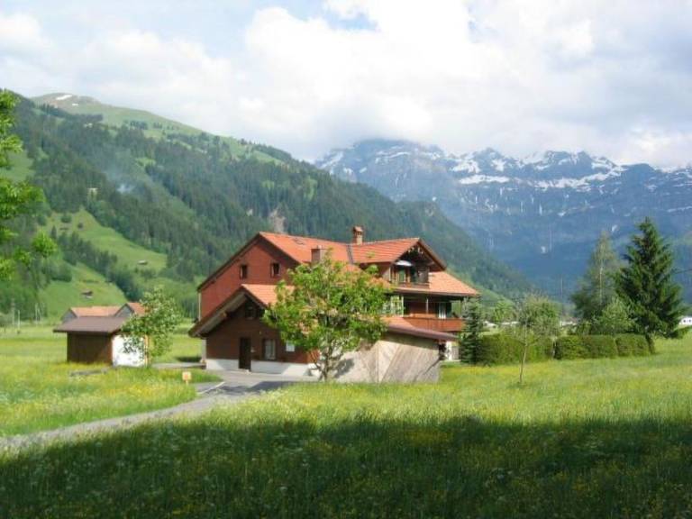 Child-friendly nice rental apartment with garden | Next to the ski | Pets allowed — photo 3