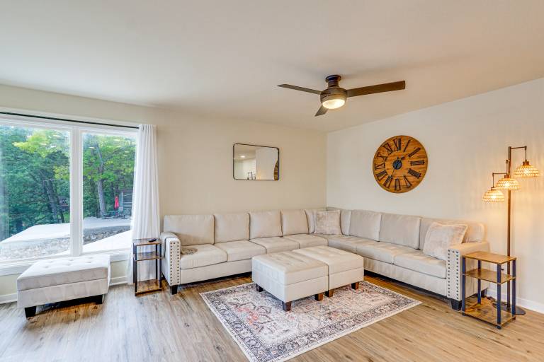 Kayaks, Boat Slip, & Game Room: Calm Cove Apt! — photo 4