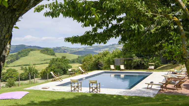 Family-oriented villa with barbeque, private pool & garden | Pets are welcome — photo 3