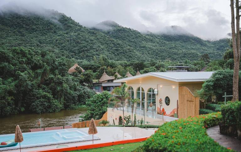 Baanpufa Resort. in Kanchanaburi