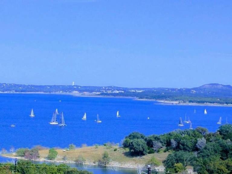 House Canyon Lake