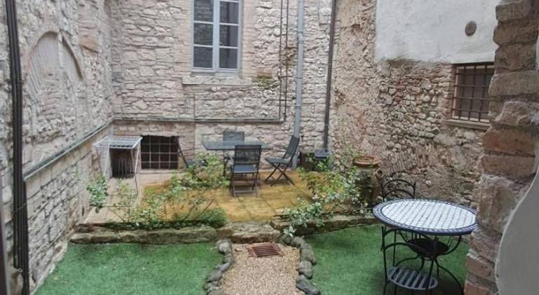 Apartment with 1 room for 2 persons in Todi