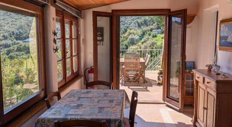 Villa with 2 rooms for 4 persons — photo 3