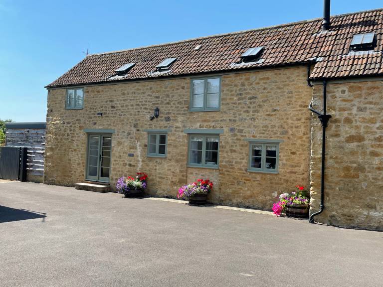 Unique rental Crewkerne