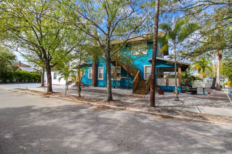 Delightful 3BR Downtown Sarasota The White Pearl