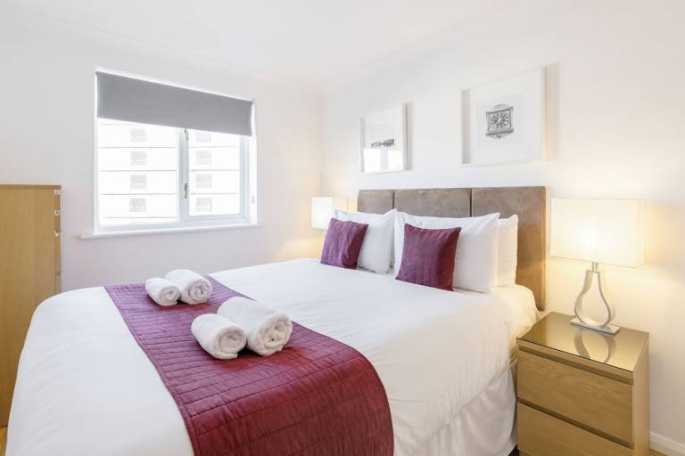 Apartment Thames Ditton