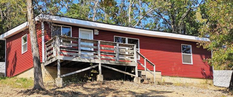 Cabin  Oskaloosa