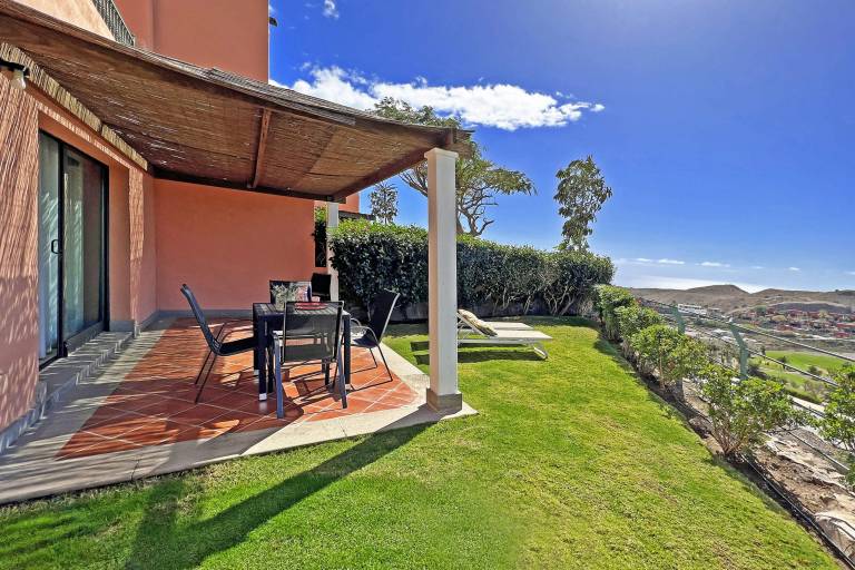 Fully equipped vacation home with terrace, garden & heated pool | Pet-friendly — photo 2