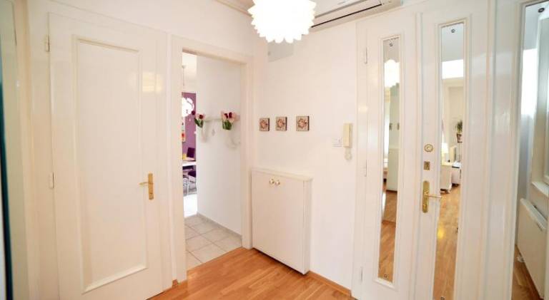 Apartment | Close to Ban Jelačić Square — photo 3