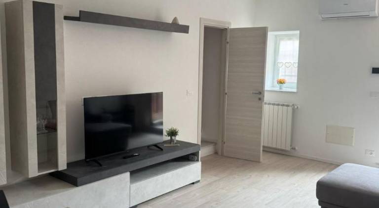 Apartment with 2 rooms for 4 persons in Genoa