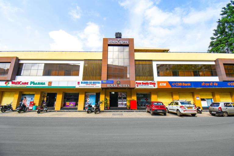 FabHotel Royal Suits Nr Mahadji Shinde Chhatri