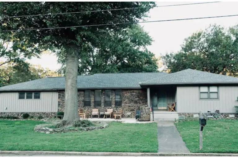 House  Bentonville