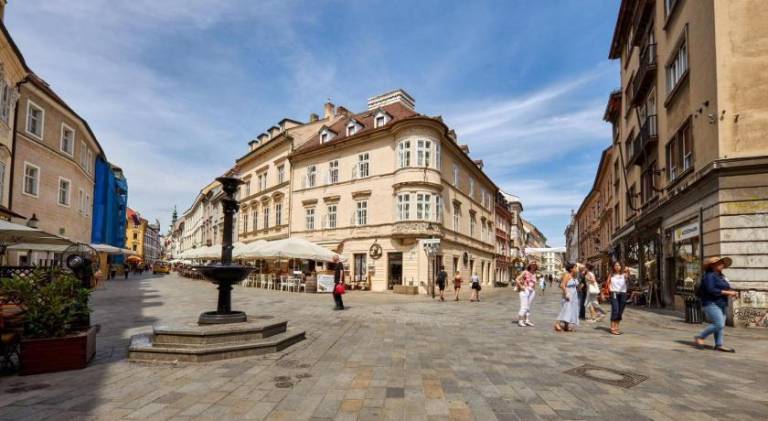 Apartment | Near Bratislava Castle — photo 2