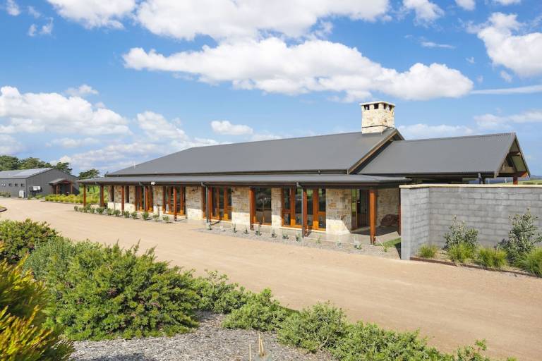 Farmhouse  Mittagong
