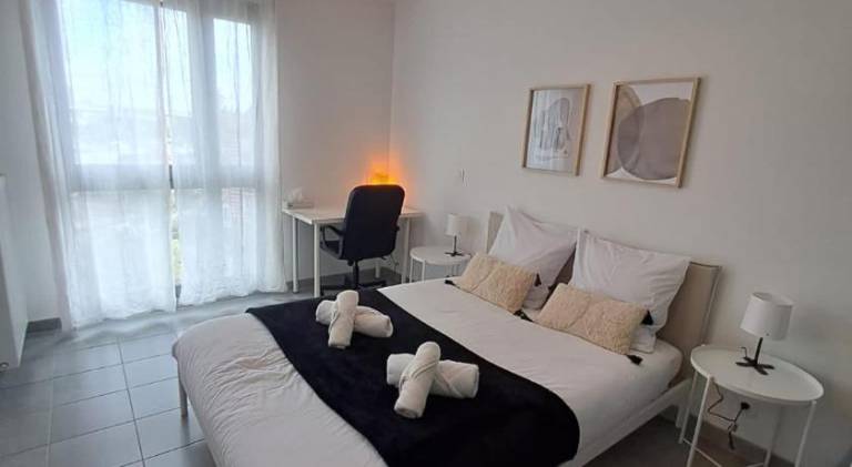 Holiday apartment with 2 rooms for 6 persons in Pantin