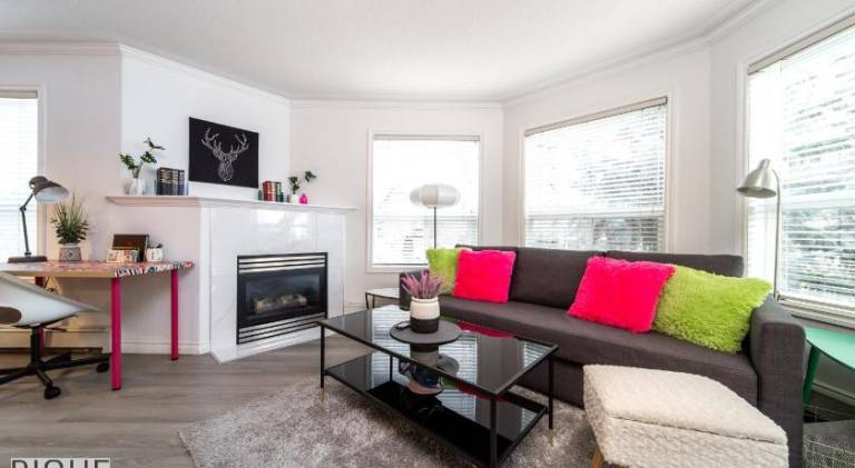 Apartment with 2 rooms for 6 persons in Edmonton, AB