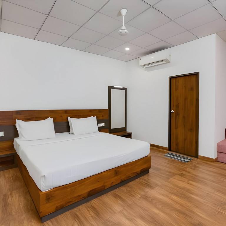 ShreeVan Resort By Sk in Mendarda