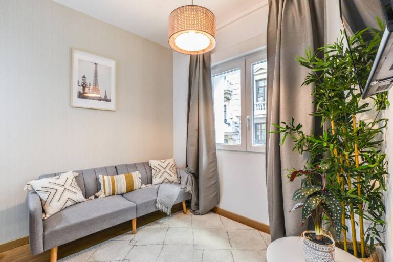 Holiday apartment | Near Royal Palace of Madrid — photo 3