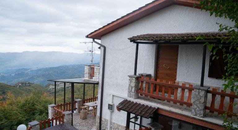 Vacation home with hot tub in Frosinone