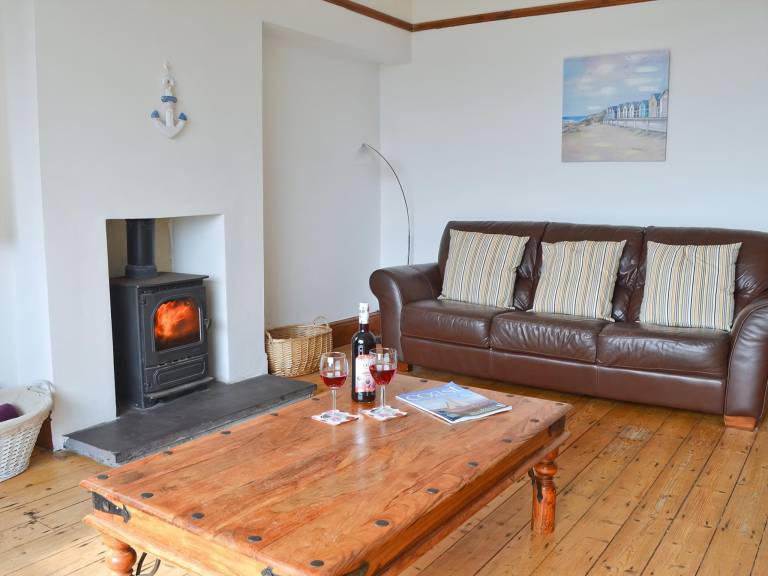 Child-friendly beautiful cottage with yard | Beach view | Close to the beach | Dogs allowed — photo 3