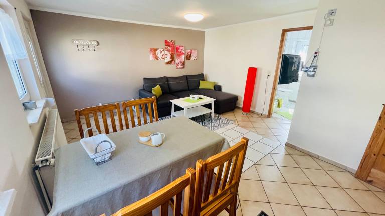 Child-friendly apartment with patio, grill & yard | Pets are welcome — photo 4