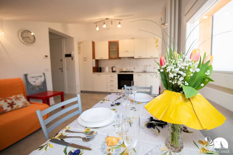 Holiday apartment with yard & pool | Garden view — photo 5