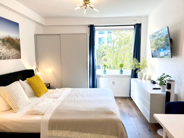 Kleine, aber feine Wohnung für 2 Gäste + Hund in bester Lage. in Groemitz