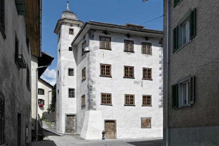 Ferienwohnung Falera