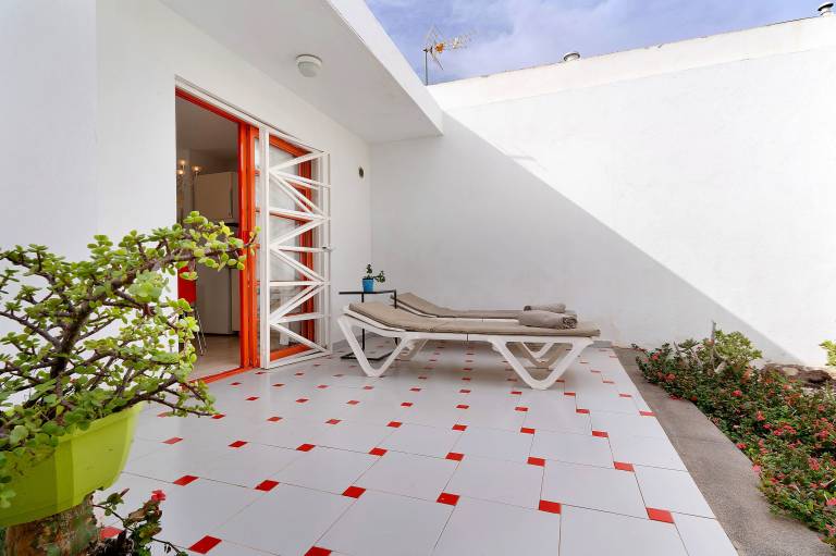 Bungalow Aloe Dunas 2 with Shared Pool, Private Terrace, and Fast Wi-Fi — photo 4