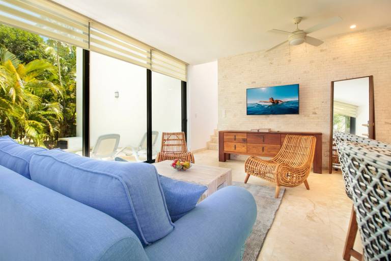 Townvilla 2BR Lock Off Private Plunge Pool