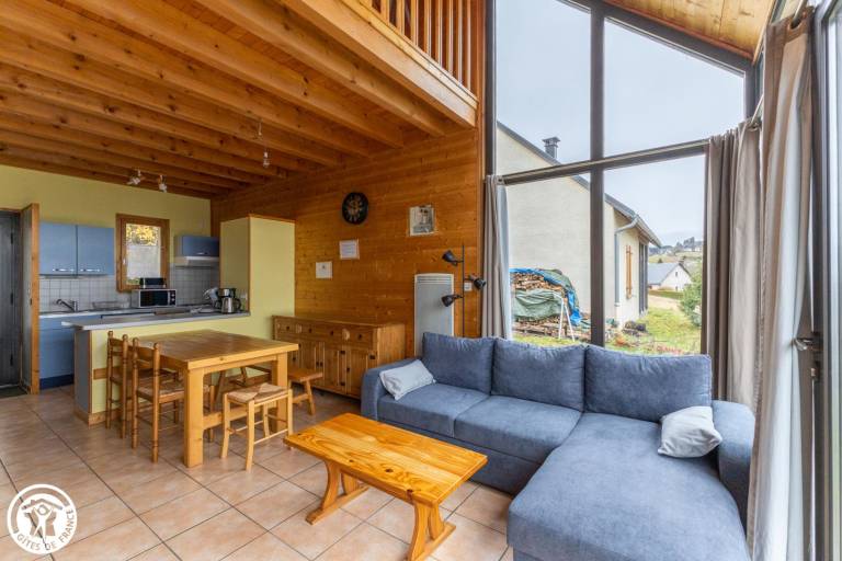 Pleasant gite with BBQ & yard | Pets allowed — photo 3