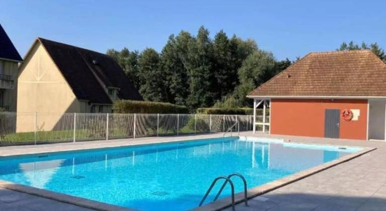 Rental apartment with pool | Pets allowed — photo 3